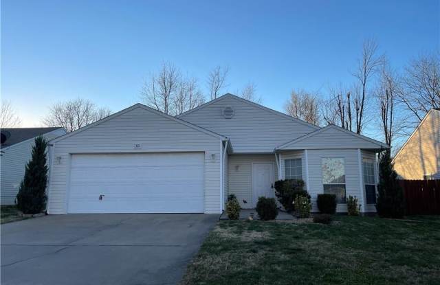 1301 Spring  ST - 1301 Spring Street, Bentonville, AR 72712
