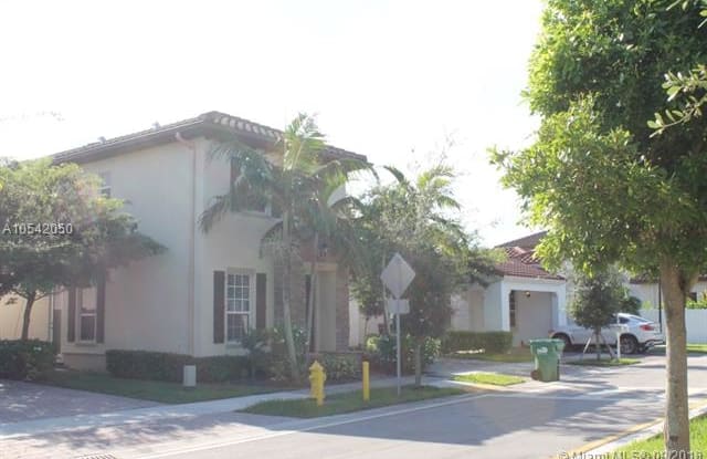 9037 SW 170th Pl Gallery 2