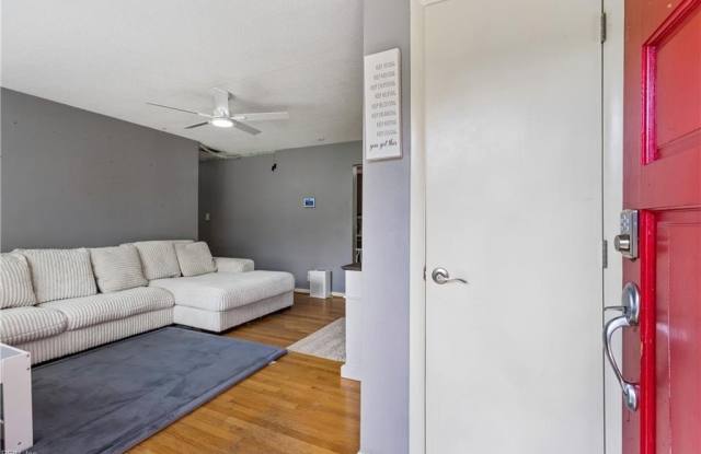 1025 Shore Road Gallery 2