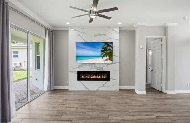 661 Grand Rapids Blvd lot: 396 Gallery 2