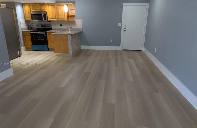 13700 SW 62nd St photos photos