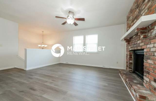 6917 North Mercier Street Gallery 2