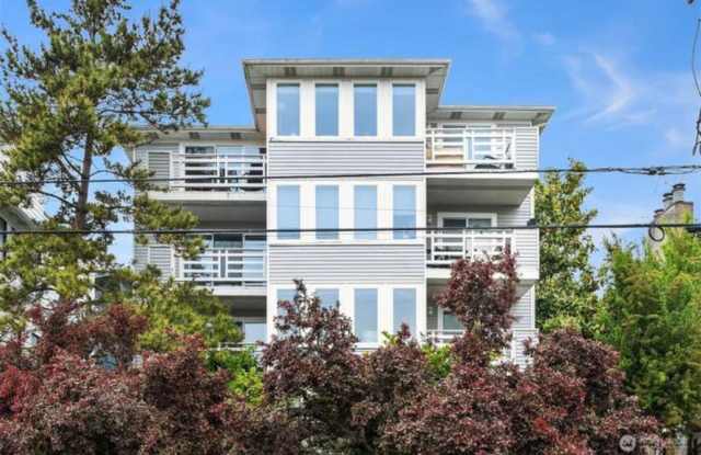 Welcome Home 2 bd/1 ba Condo Close to everything! - Parking Included! photos photos