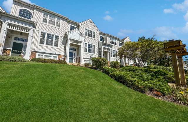 4526 Hogan Lane - 4526 Hogan Lane, Waukegan, IL 60083
