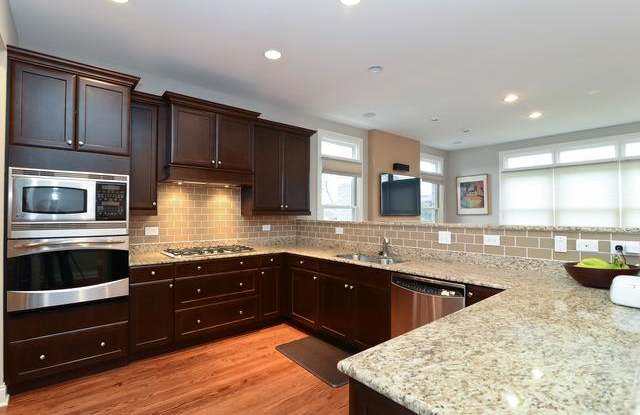 1401 South Emerald Gallery 3