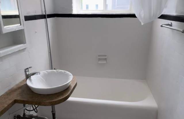 BERKLEY APARTMENTS photos photos