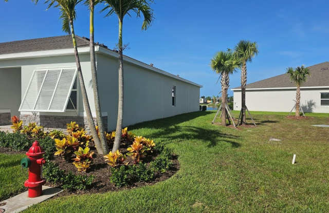 9074 ORCHID RESERVE Circle Gallery 3