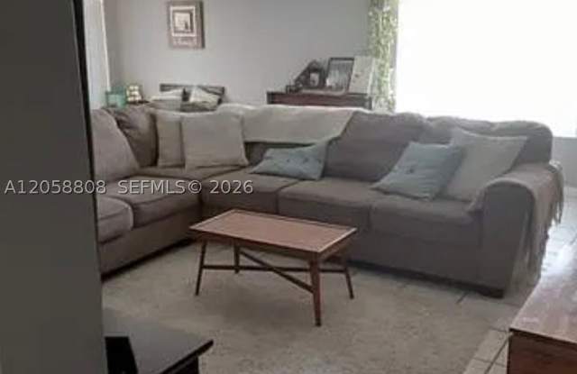 1218 Canary Island Dr Gallery 3