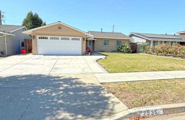2535 Hebron Avenue photos photos
