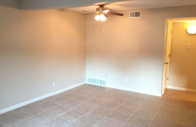 6220 Robinson #1 Gallery 3