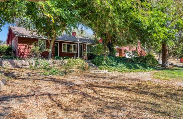 31638 Lodge Road Gallery 2
