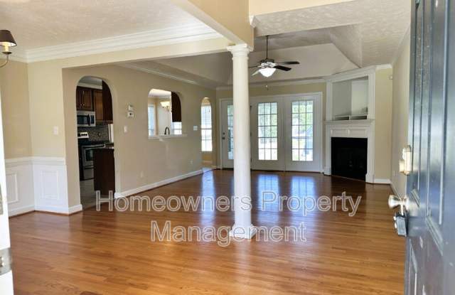 3510 Harbison Ct Gallery 3