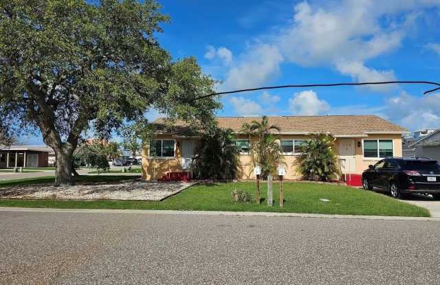 175 174TH TERRACE DRIVE E photos photos