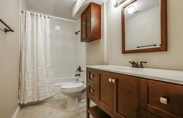 1408 Stoneboro Lane Gallery 3