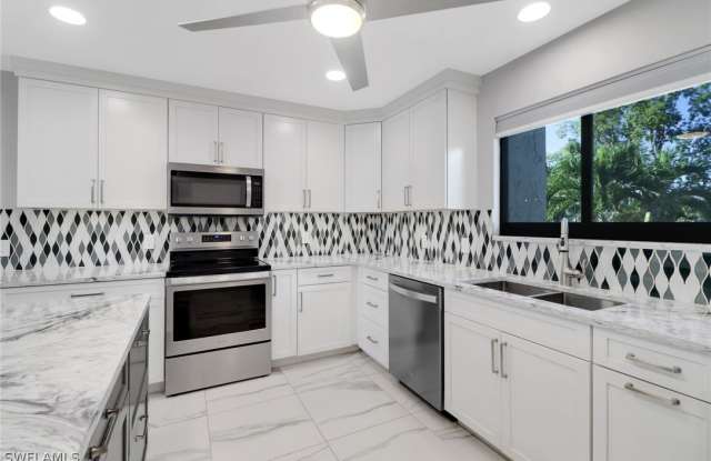 4410 Taffrail Court unit: 2B photos photos