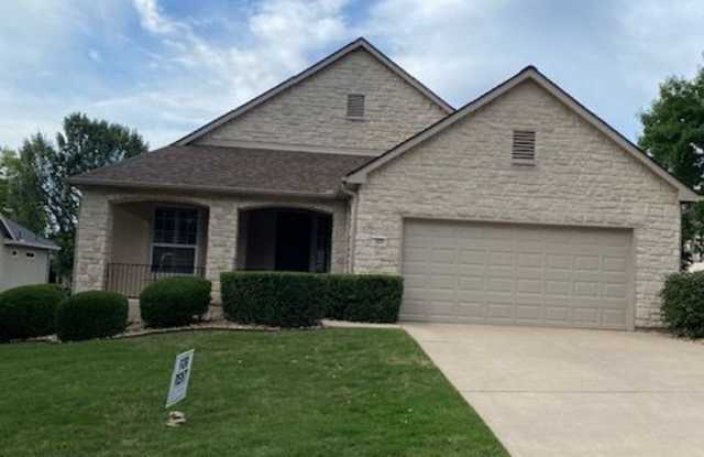 105 Purple Sage Dr photos photos
