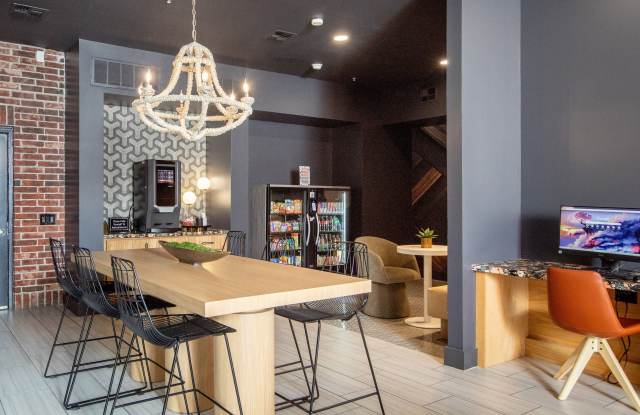 Sabine Street Lofts Gallery 2