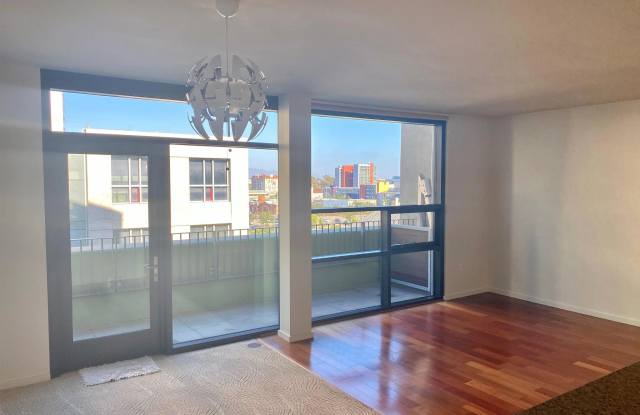 350 11th Avenue unit: 619 photos photos