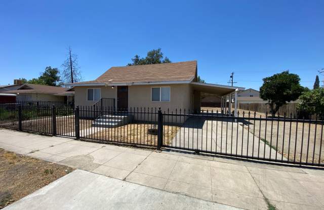 Spacious Tulare Home Across Fair Grounds Available Now! - 535 South I Street, Tulare, CA 93274