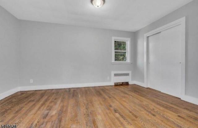 83 Sheridan street Unit 2 Gallery 4