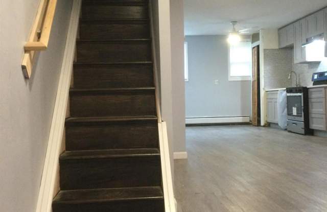 196 VAN HORNE ST Gallery 2