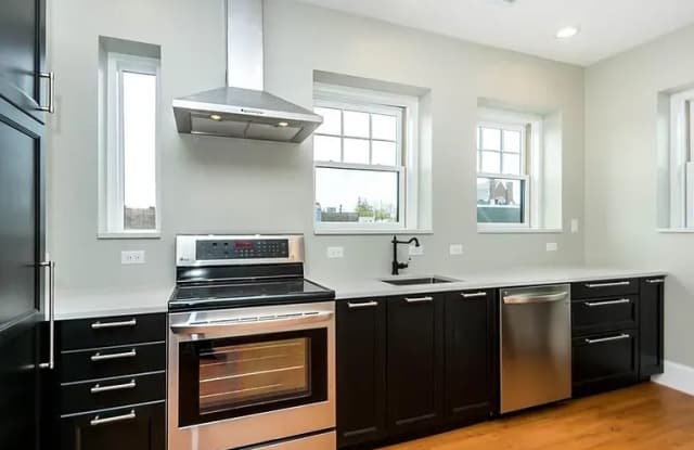 447 Moody St. photos photos