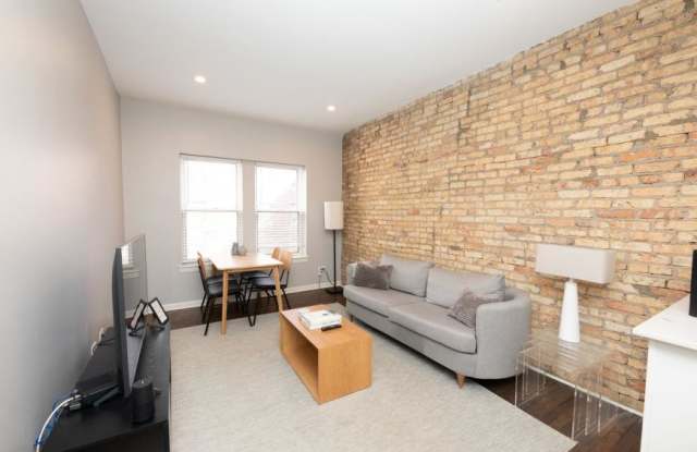 839-1A West Barry Ave. photos photos