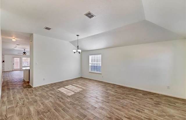6404 Branchwood Gallery 2