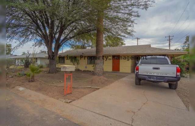 1719 West Frier Drive Gallery 1