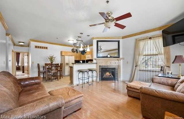 14400 Vauxhall Drive photos photos