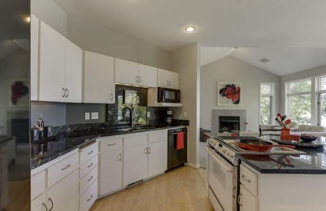 3370 Julian Drive Gallery 2