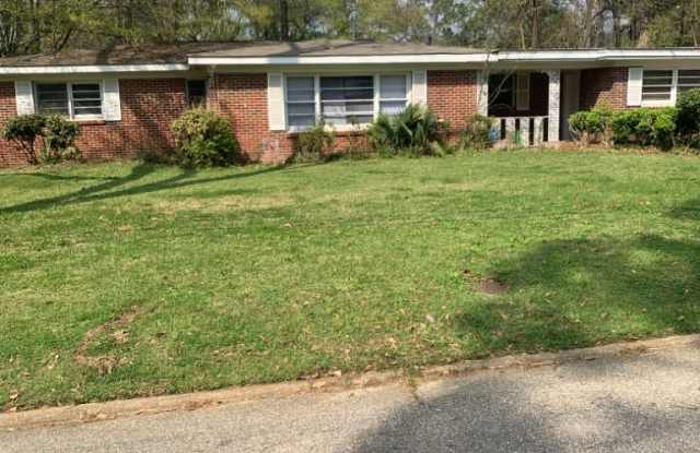 1419 Beaumont Dr. Gallery 2