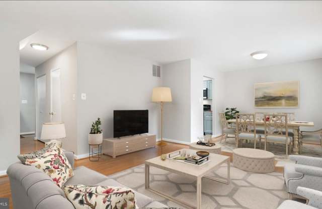 Welcome to 3148 Bayswater Court, a spacious 3-bedroom, 3.5-bath townhome tucked away in the desirable Villa D’Este Village community of Fairfax. Gallery 3