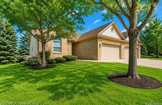 2191 Pleasant Drive photos photos