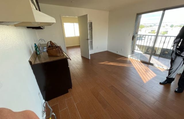 616 Hendricks Ave - 616 Hendricks Avenue, East Los Angeles, CA 90022