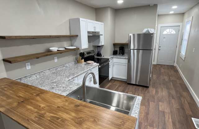 810 East 8th Street photos photos