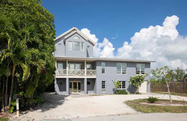9 Blue Water Drive Gallery 3