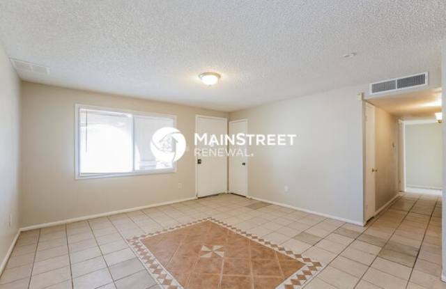 6227 West Monte Vista Road Gallery 4