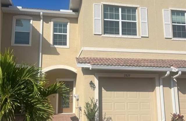 2827 Blossom Way photos photos