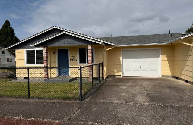 Updated two-bedroom one bathroom duplex in Thurston! photos photos Updated two-bedroom one bathroom duplex in Thurston! photos photos