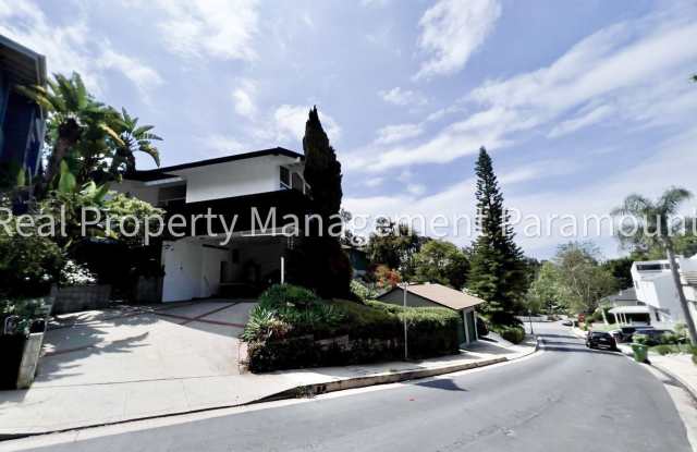 Furnished Brentwood Hills Retreat with Timeless Charm photos photos