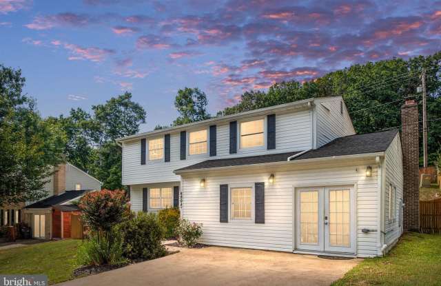 6804 MOON ROCK COURT Gallery 2