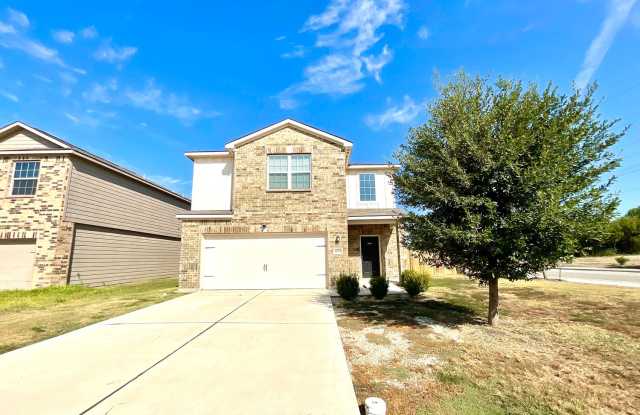 Move-In Ready 6-Bedroom with Fenced Yard and Amazing Amenities! photos photos Move-In Ready 6-Bedroom with Fenced Yard and Amazing Amenities! photos photos