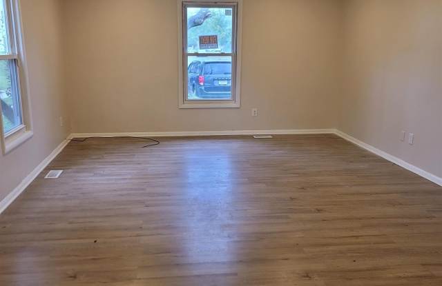 20 Maureen Ct Gallery 3