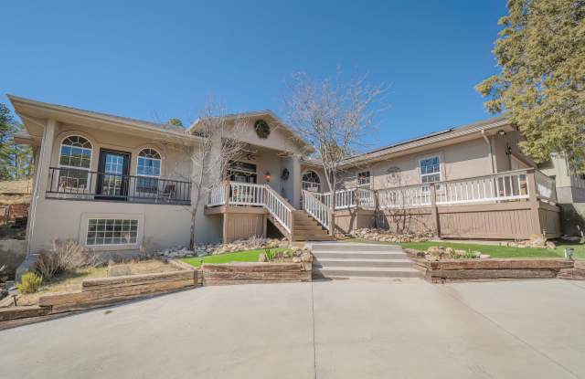 Spacious Single Level Four Bedroom Home In Gated Community photos photos