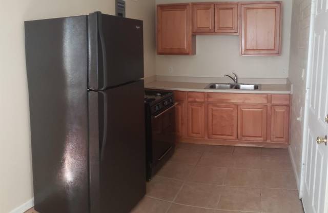 1929 East Osborn Road - 4 Gallery 4