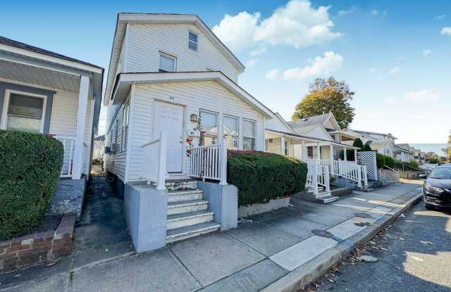 92 Poplar Avenue Gallery 2