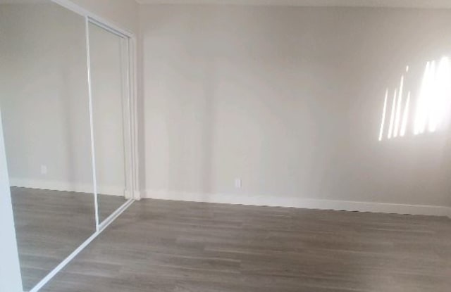 215 E 15 street 18 Gallery 2