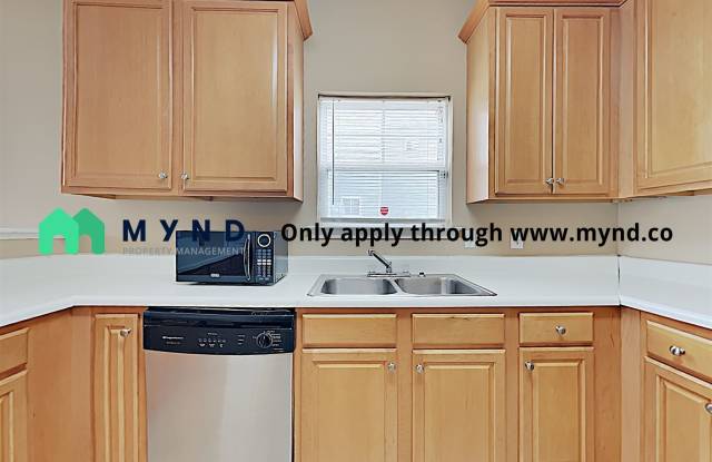 4615 Legacy Sq Gallery 3
