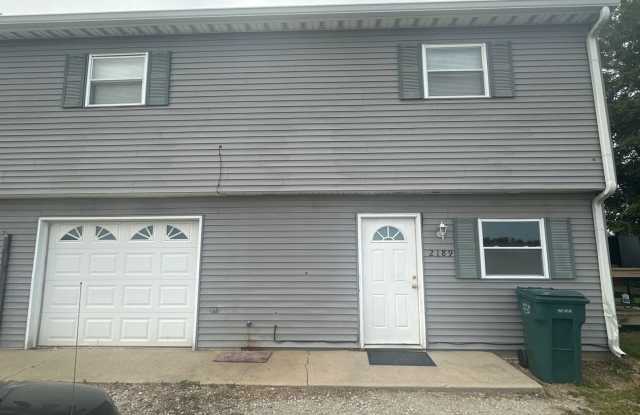 Remodeled 3 Bedroom Townhome photos photos